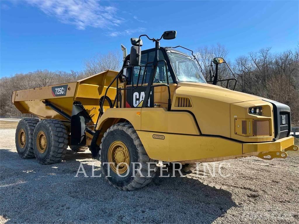 CAT 725C2 Tombereau articulé