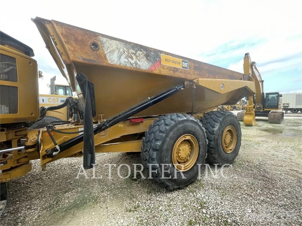 CAT 725C2 Tombereau articulé