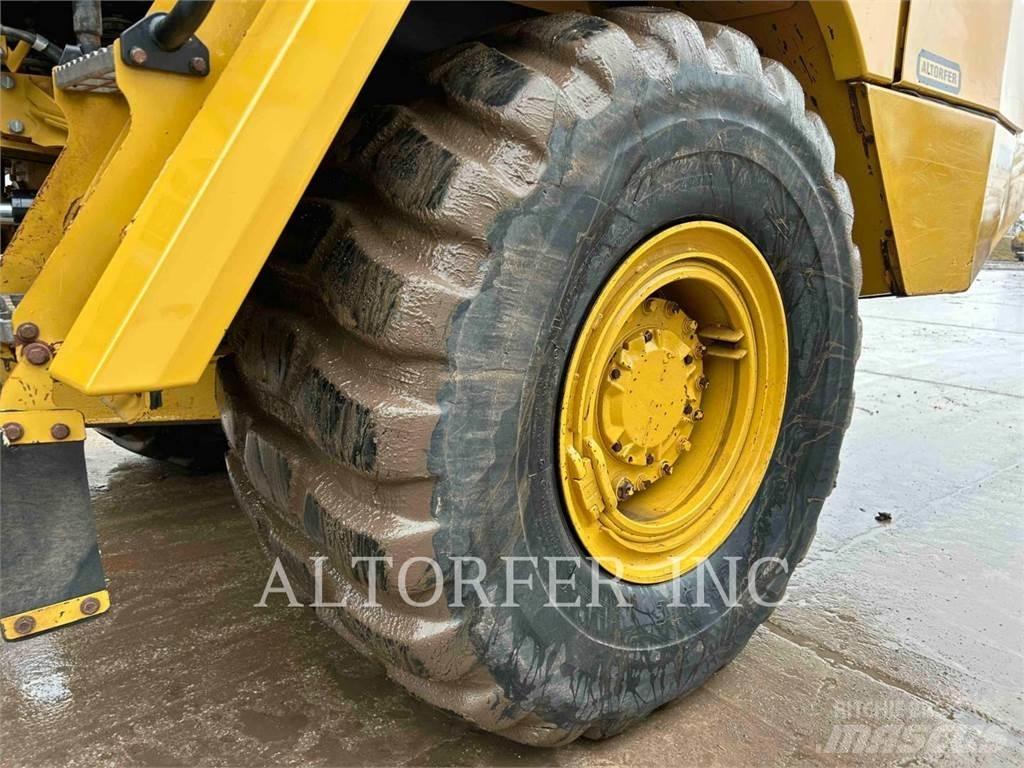 CAT 725C2 Tombereau articulé