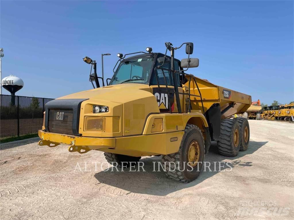 CAT 725C2 Tombereau articulé