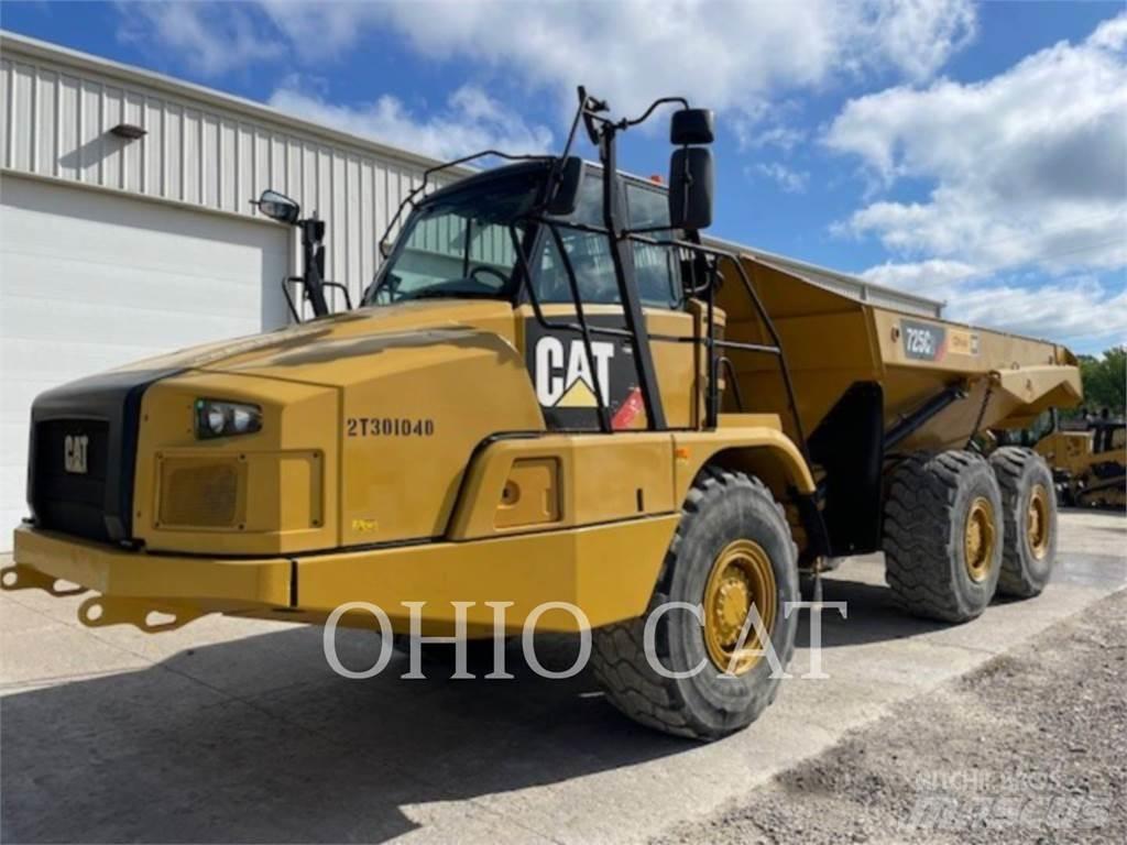 CAT 725C2 Tombereau articulé