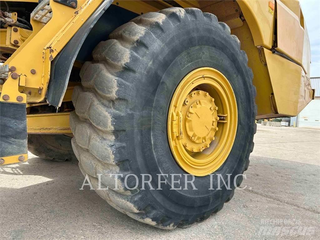 CAT 725C2 WT Tombereau articulé