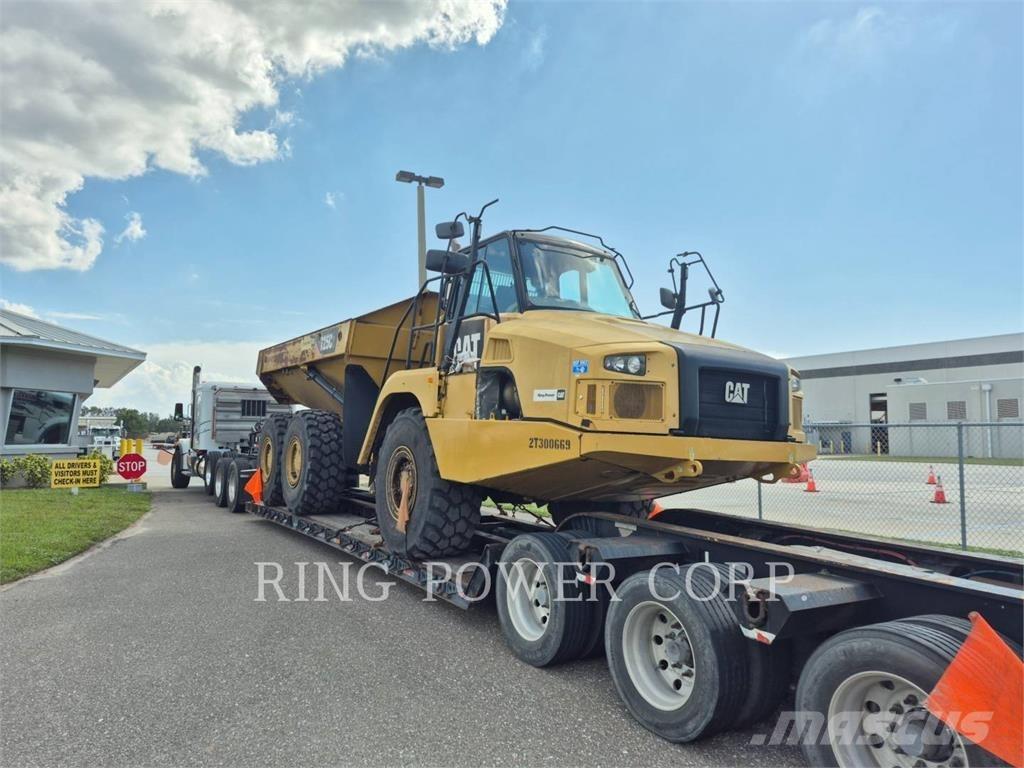 CAT 725C2TG Tombereau articulé