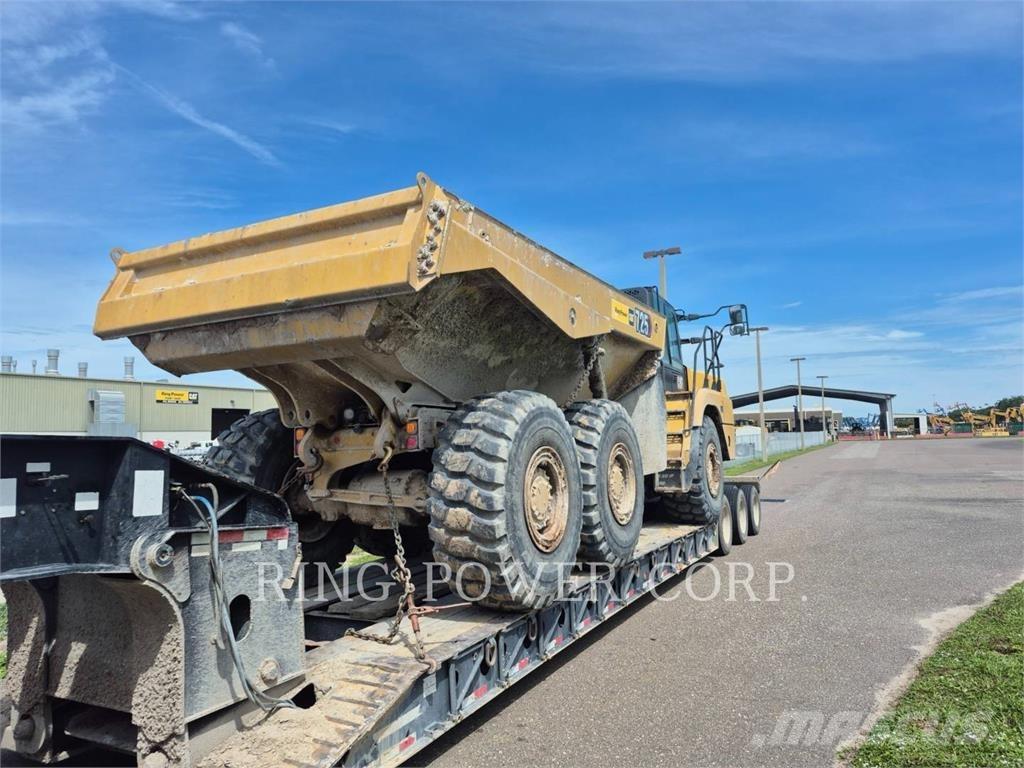 CAT 725TG Tombereau articulé
