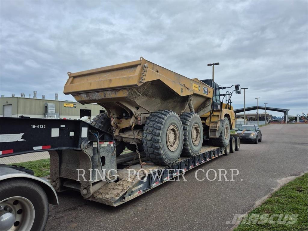 CAT 725TG Tombereau articulé