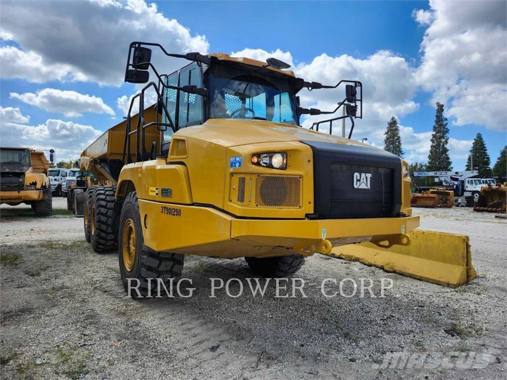 CAT 725TG Tombereau articulé