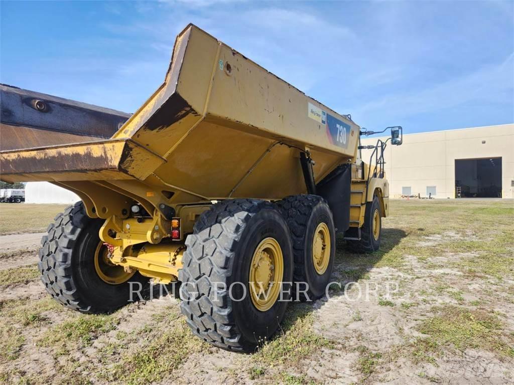 CAT 730 Tombereau articulé