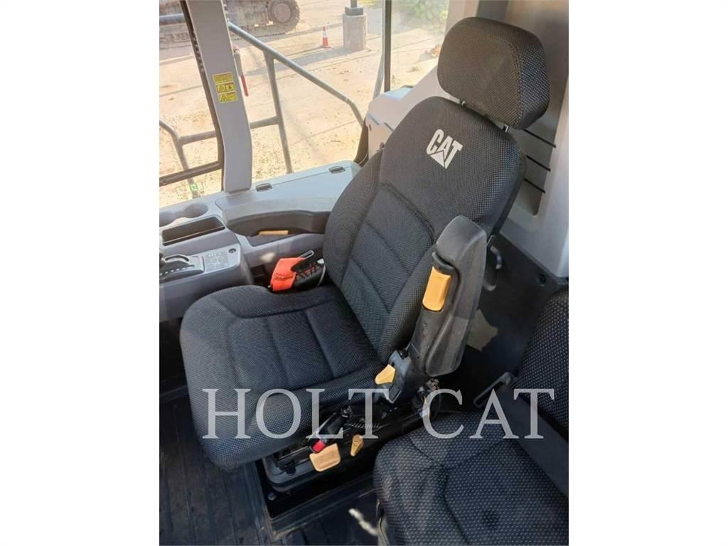 CAT 730 Tombereau articulé