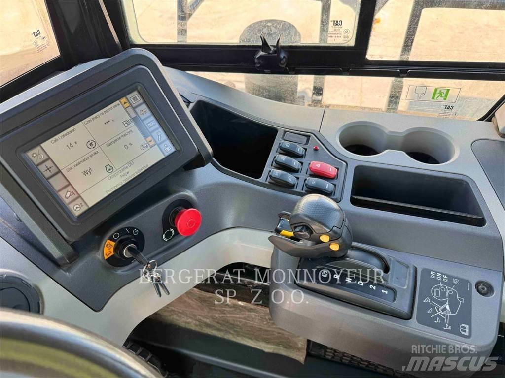 CAT 730 Tombereau articulé