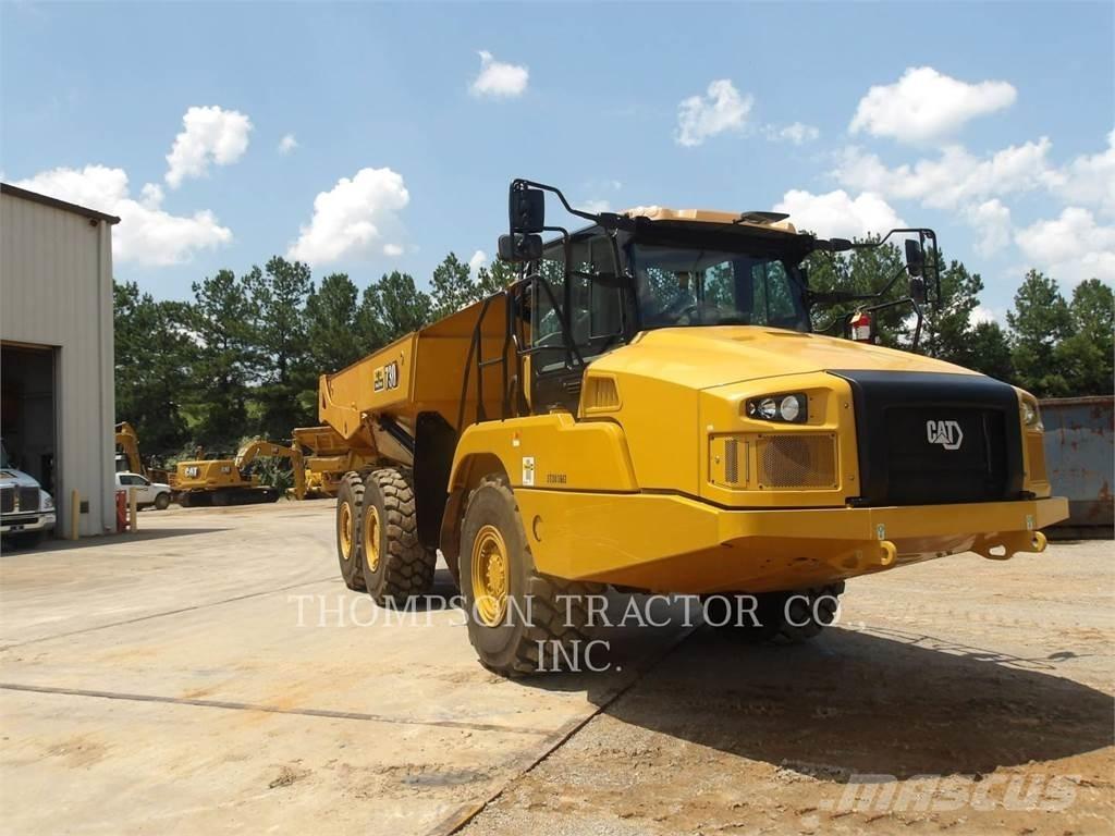 CAT 730 Tombereau articulé
