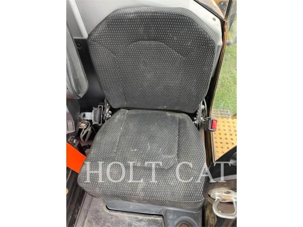 CAT 730 Tombereau articulé