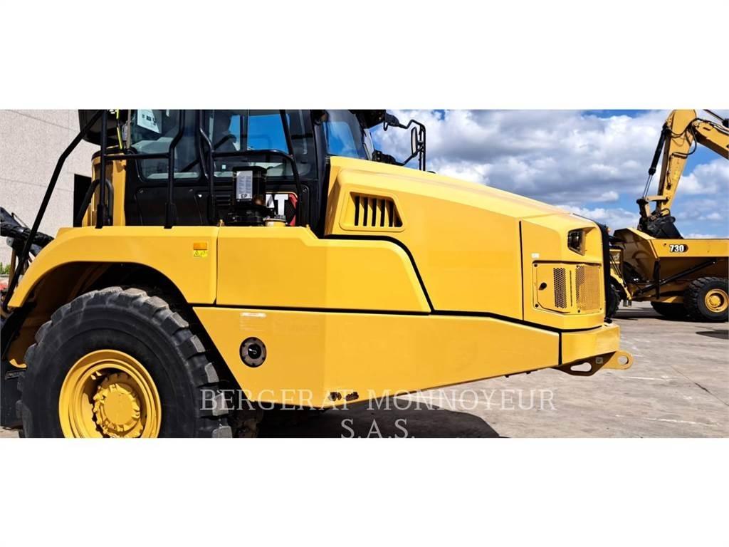 CAT 730 Tombereau articulé
