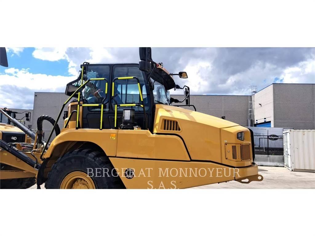 CAT 730 Tombereau articulé