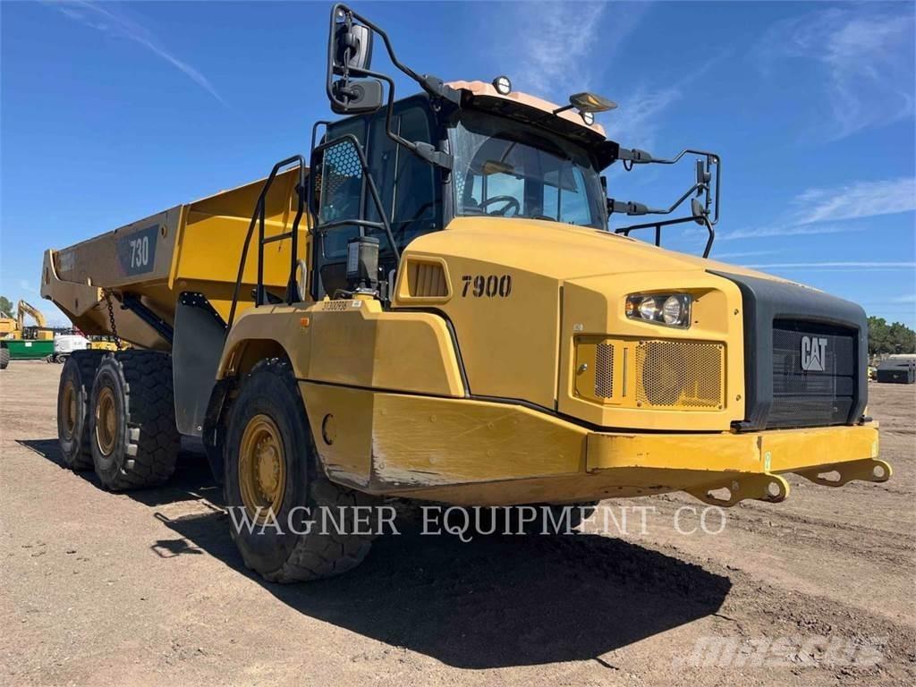 CAT 730 Tombereau articulé