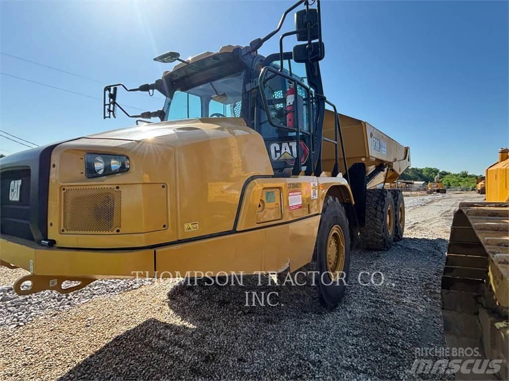 CAT 730 Tombereau articulé