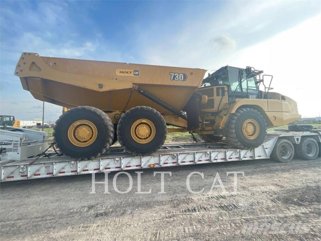 CAT 730 Tombereau articulé