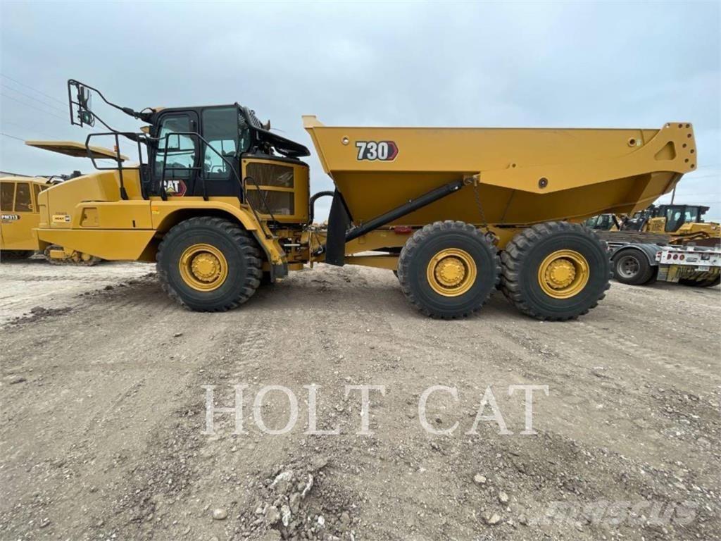 CAT 730 Tombereau articulé