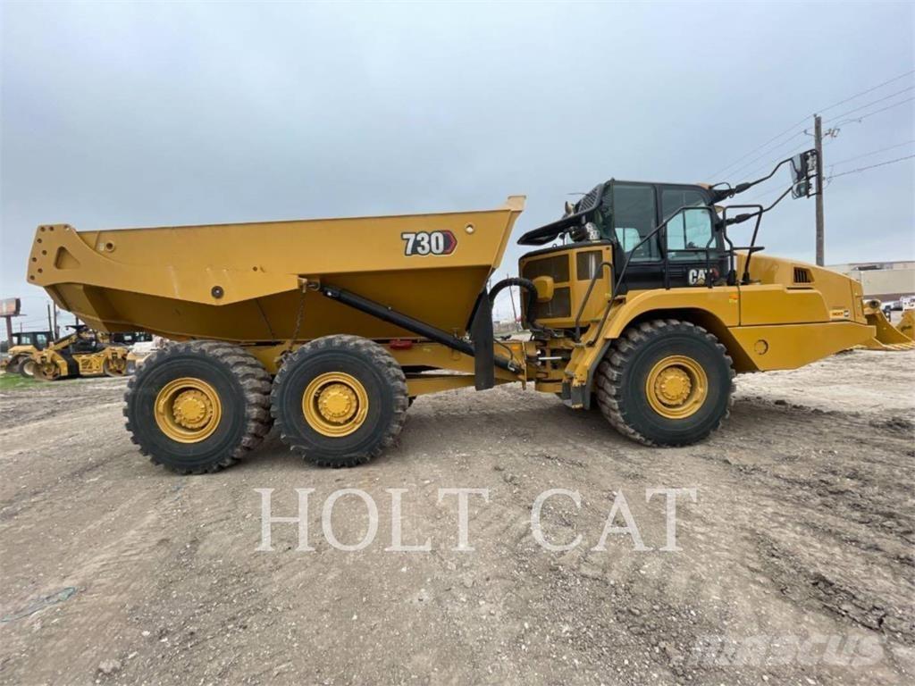 CAT 730 Tombereau articulé