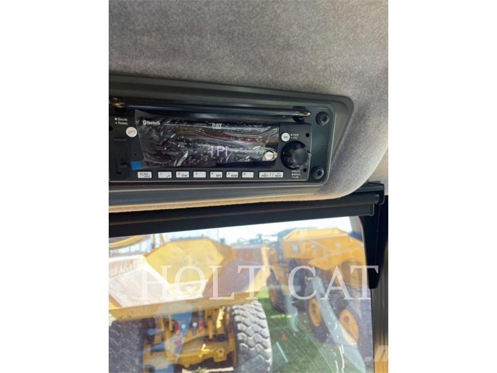 CAT 730 Tombereau articulé