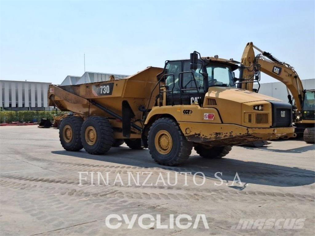 CAT 730 Tombereau articulé