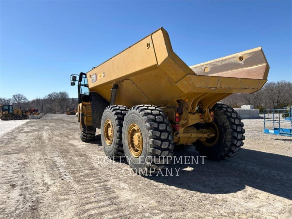 CAT 730-04 Tombereau articulé
