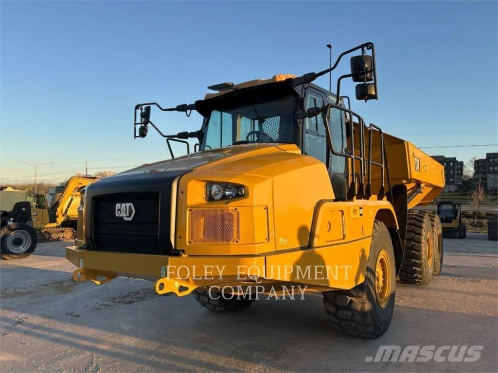 CAT 730-04 Tombereau articulé