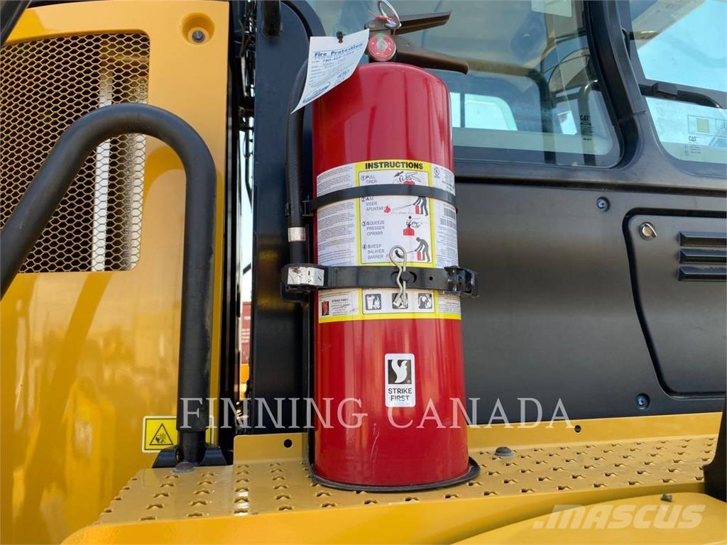 CAT 730-04 Tombereau articulé