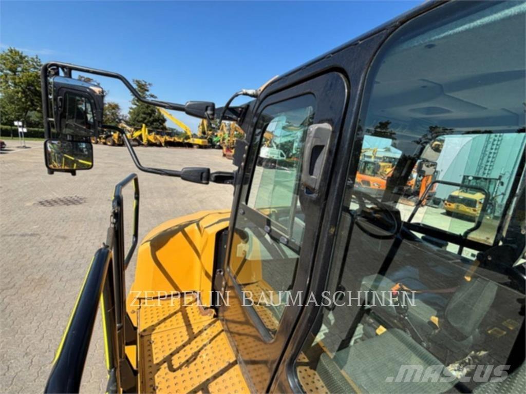 CAT 730-04A Tombereau articulé