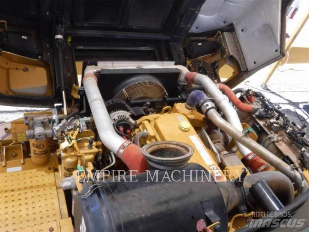 CAT 730 TG Tombereau articulé