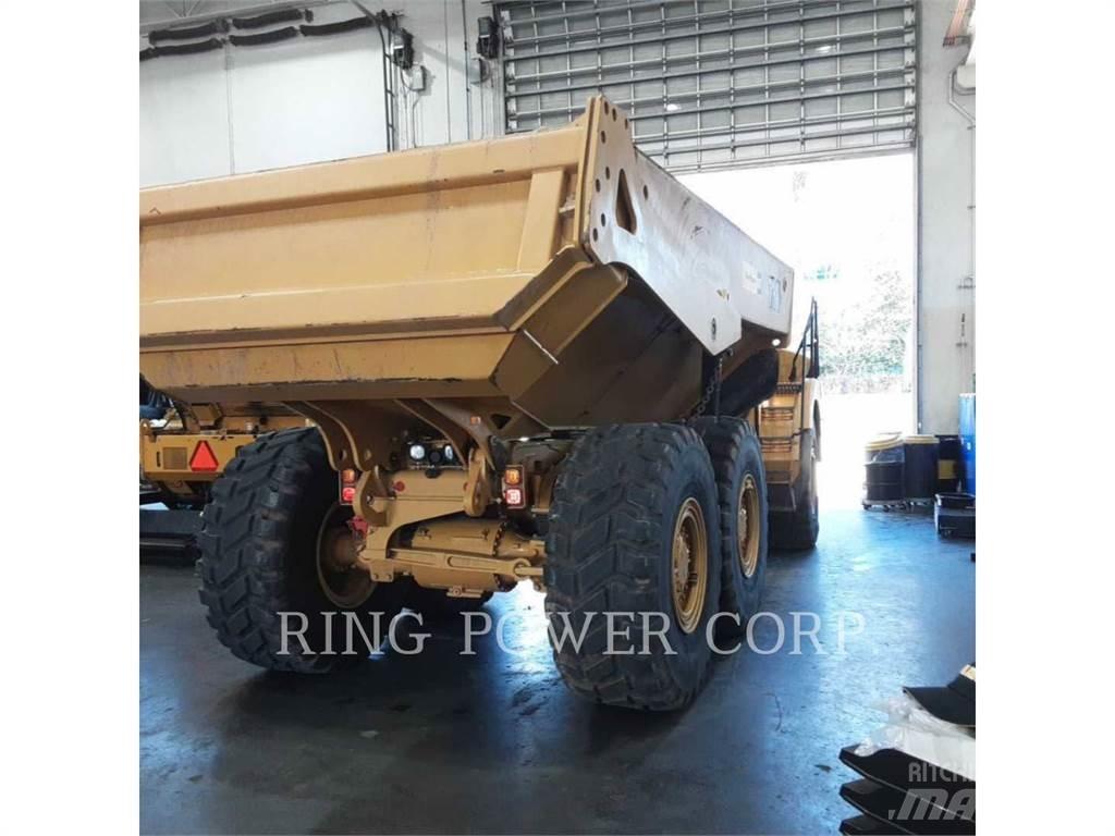 CAT 730TG Tombereau articulé