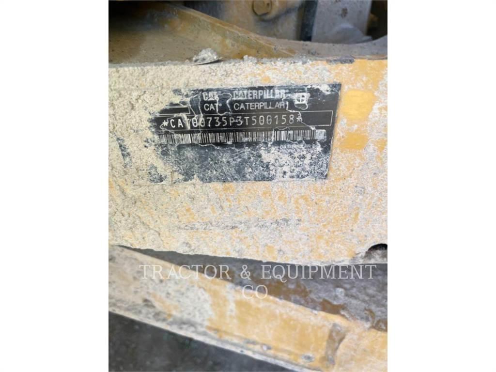 CAT 735 Tombereau articulé