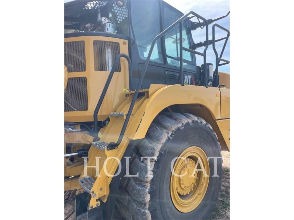 CAT 735 Tombereau articulé