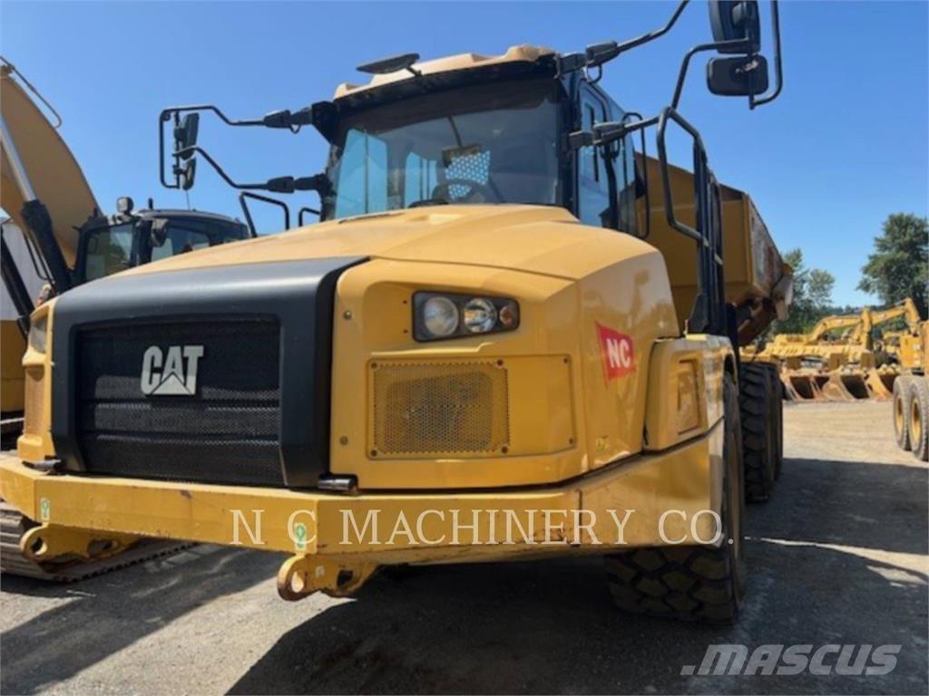 CAT 735 Tombereau articulé