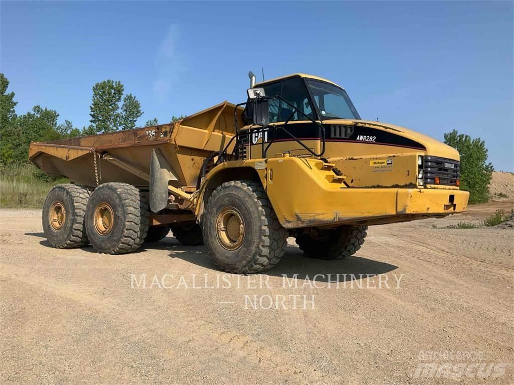 CAT 735 T (OLD) Tombereau articulé