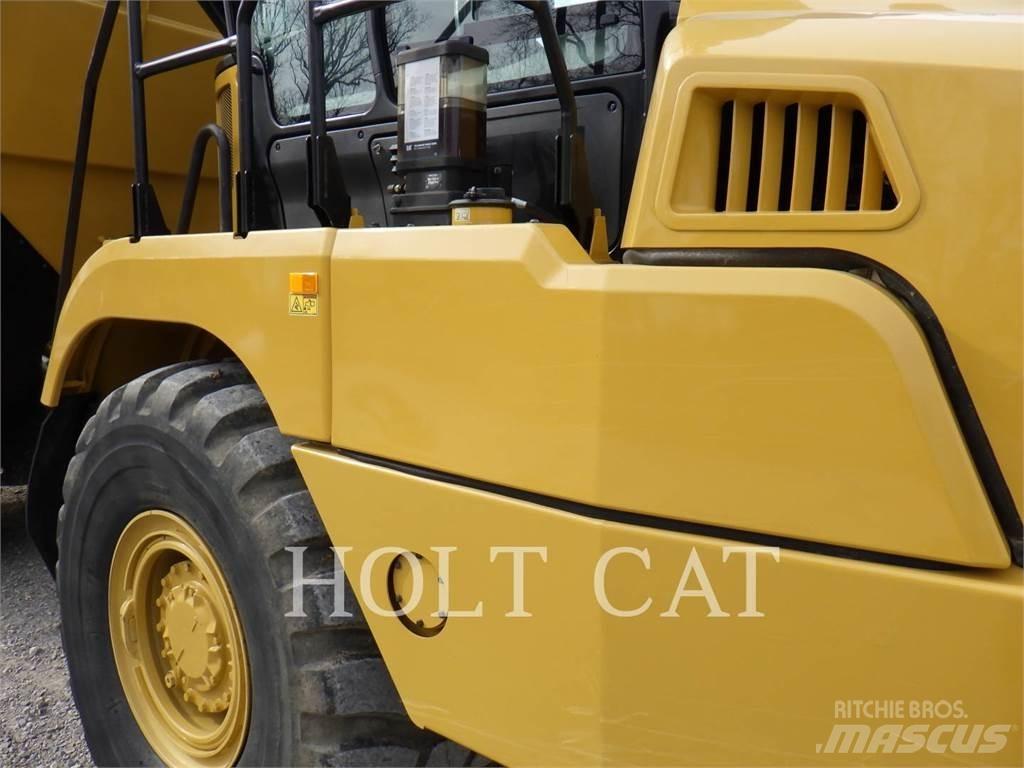CAT 73504 Tombereau articulé