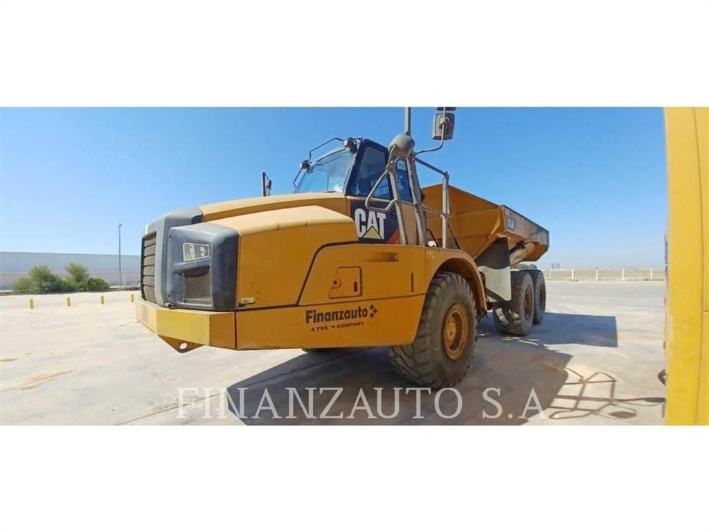 CAT 735B Tombereau articulé
