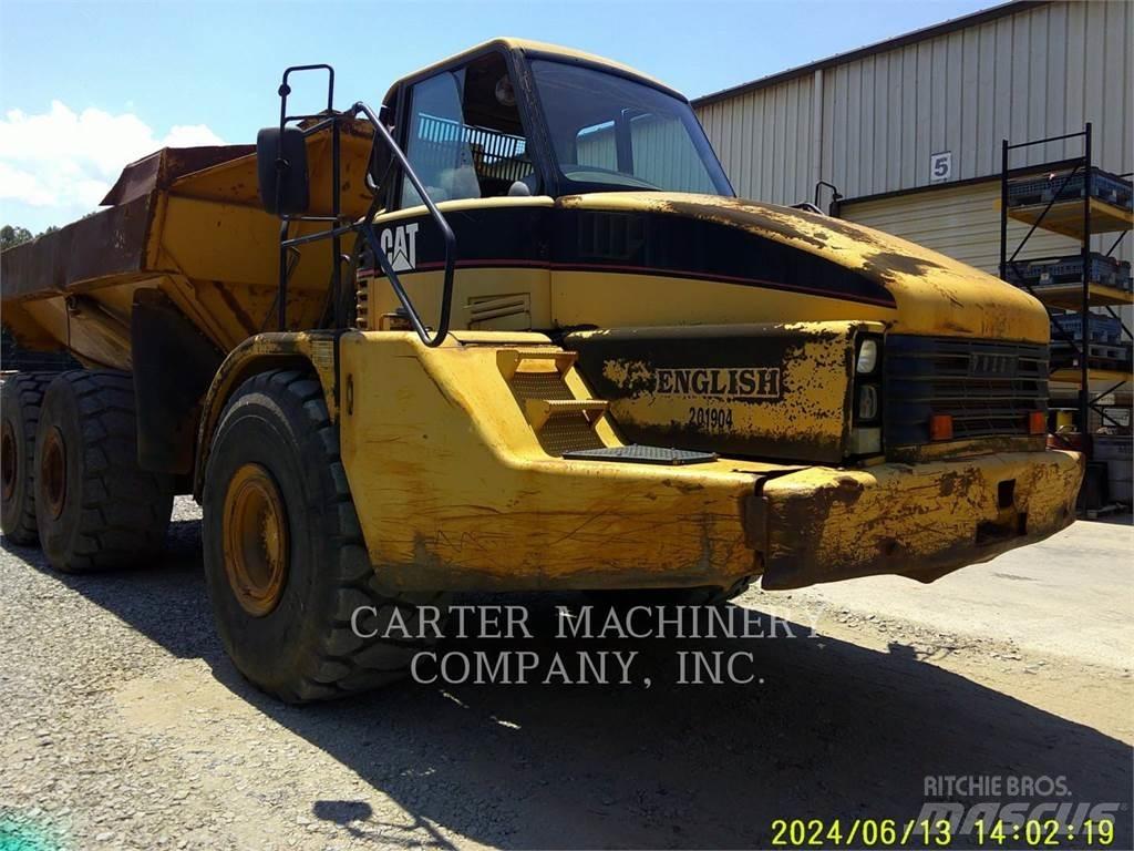 CAT 740 Tombereau articulé