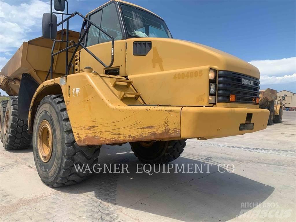 CAT 740 Tombereau articulé
