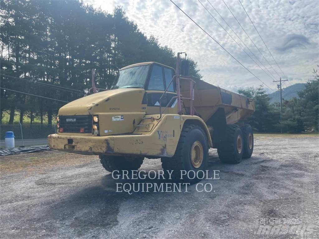 CAT 740 Tombereau articulé