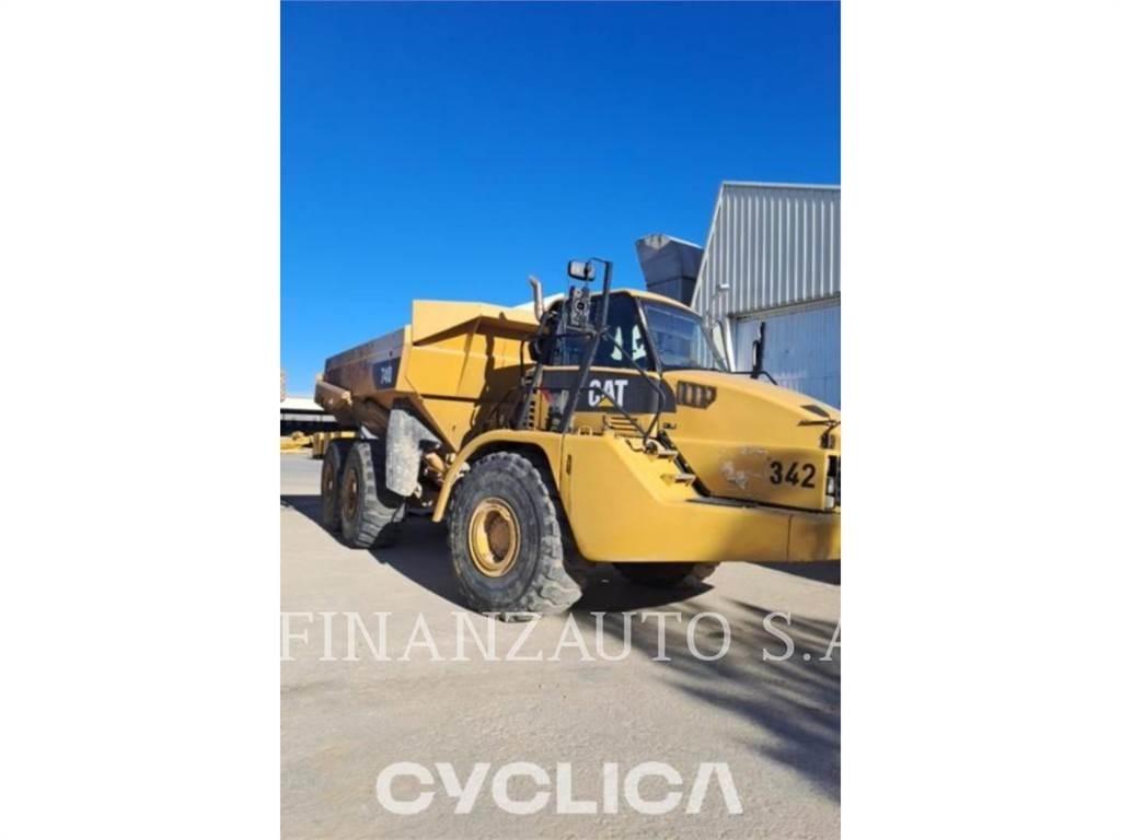 CAT 740 Tombereau articulé