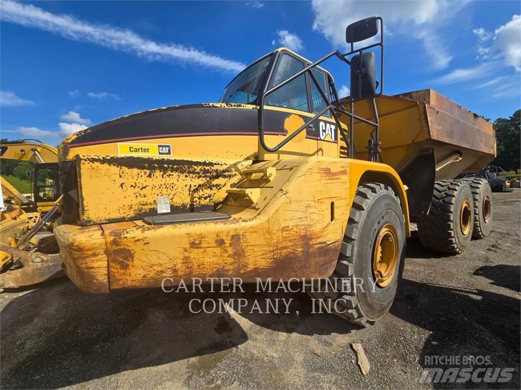 CAT 740 Tombereau articulé