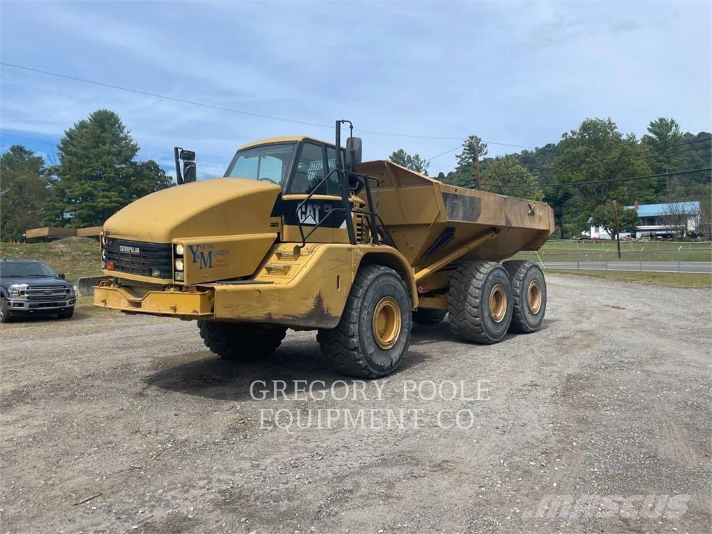 CAT 740 Tombereau articulé