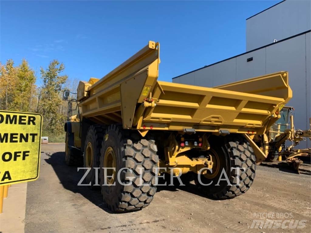 CAT 740-04EJ Tombereau articulé
