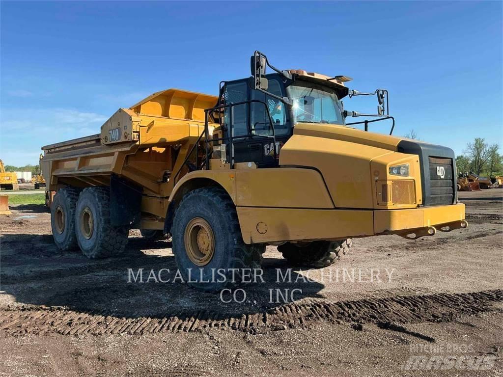 CAT 740 4EJ Tombereau articulé