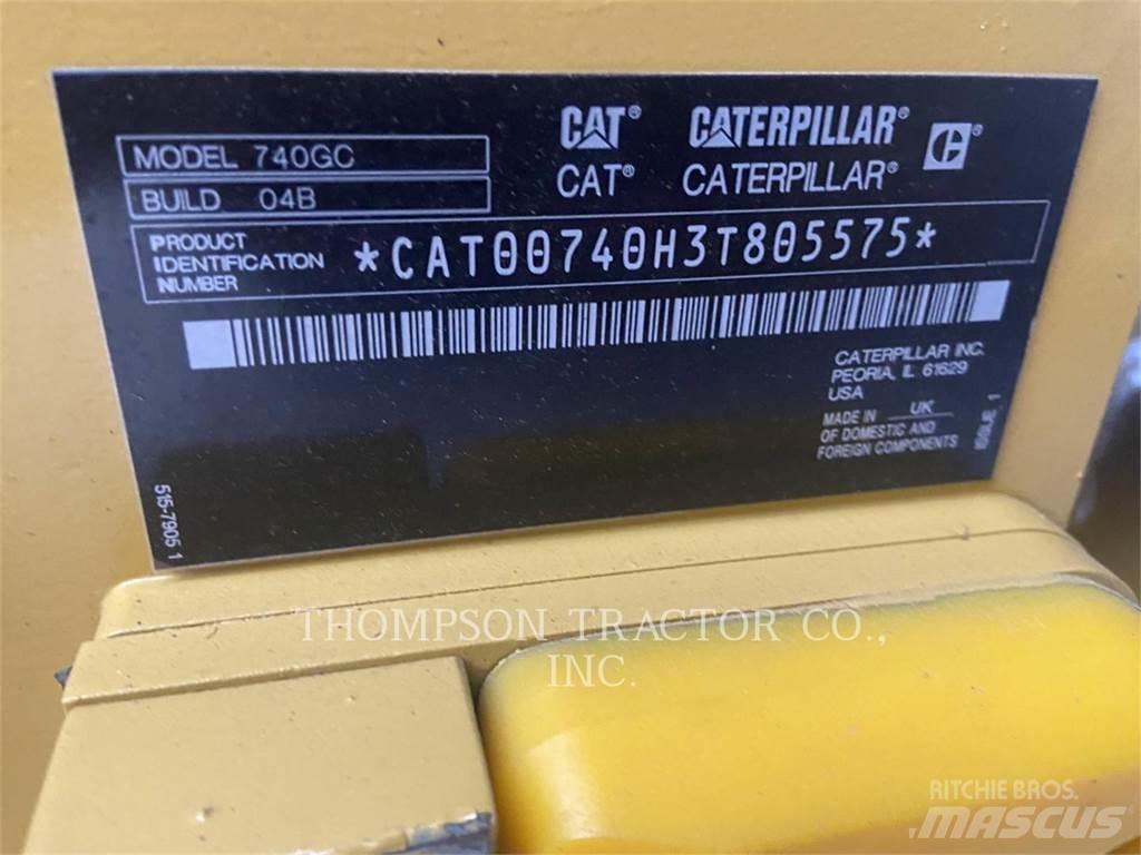 CAT 740 GC Tombereau articulé