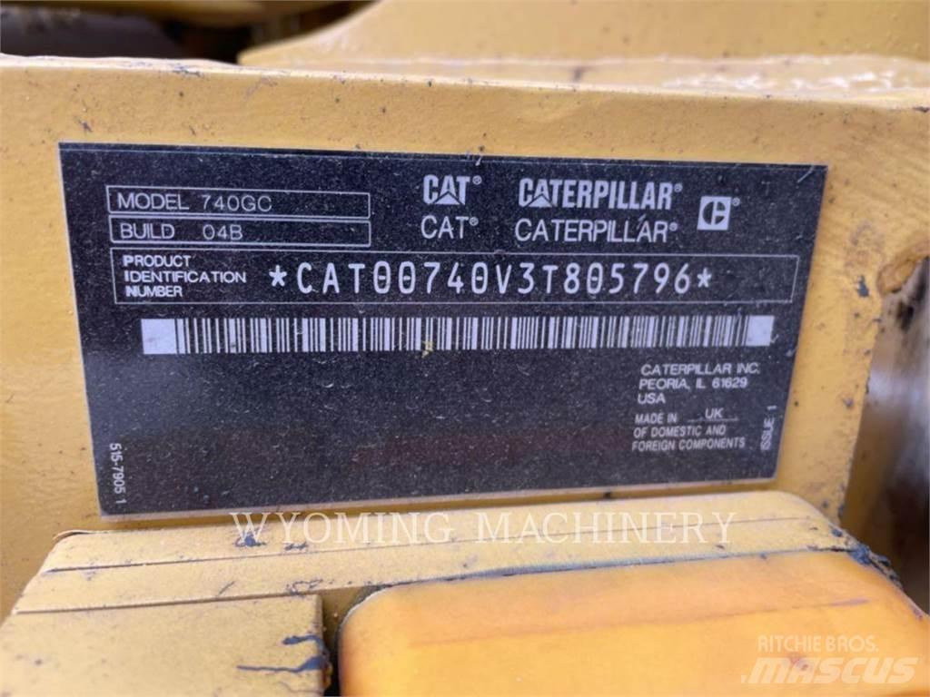 CAT 740 GC Tombereau articulé