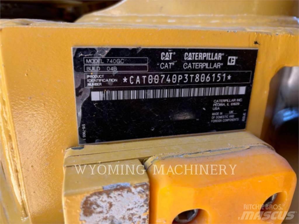 CAT 740 GC Tombereau articulé