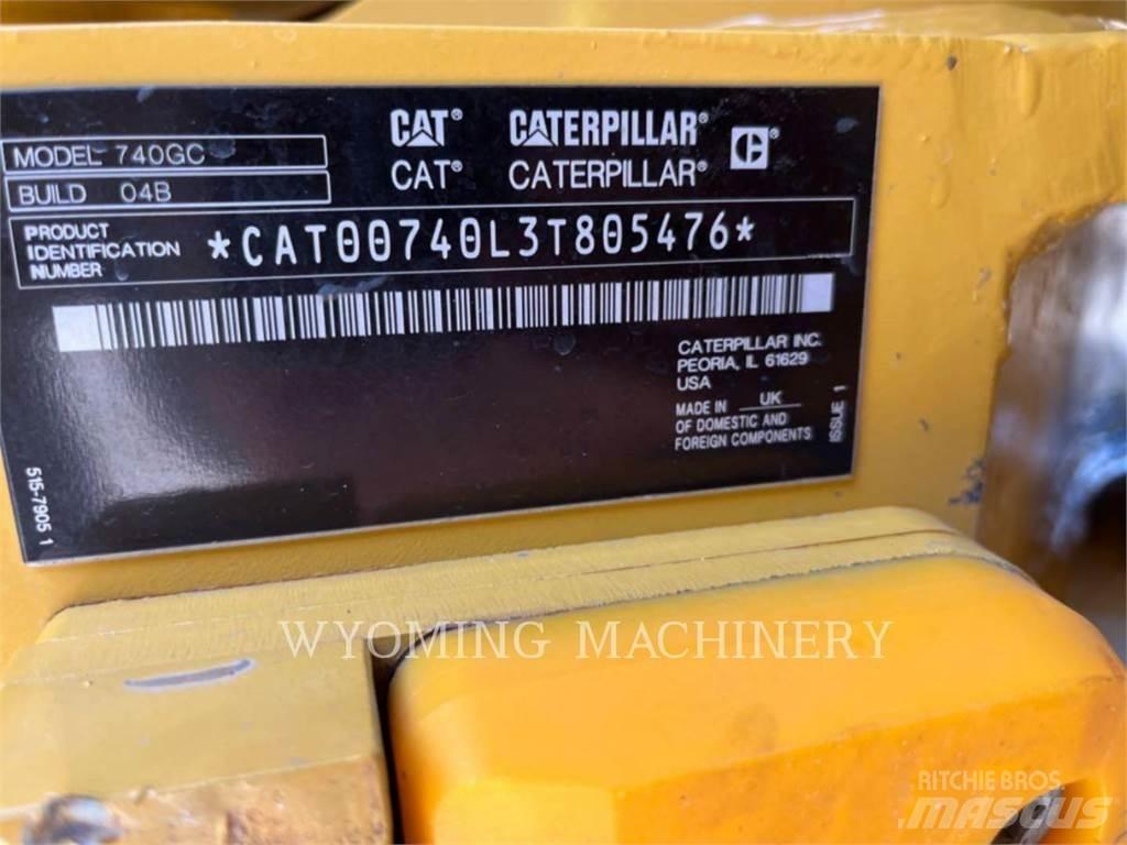 CAT 740 GC Tombereau articulé