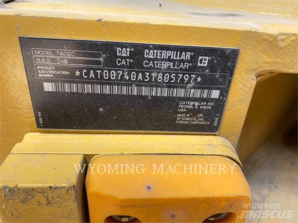 CAT 740 GC Tombereau articulé