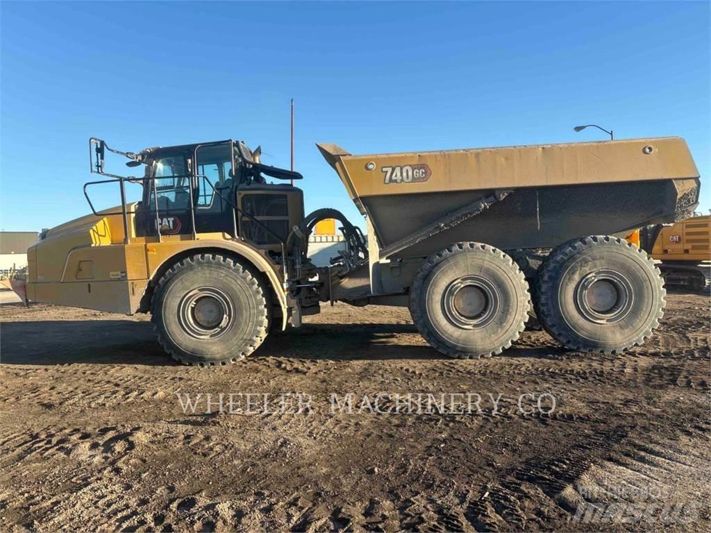 CAT 740 GC Tombereau articulé